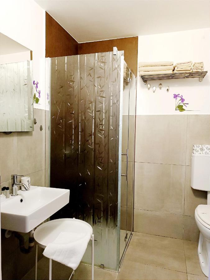 Stanza Con Bagno Privato Orvieto Centro Storico, Aria Condizionata Netflix Vicino Al Pozzo Della Cava-Affittacamere "Carvajal Rooms" Екстериор снимка